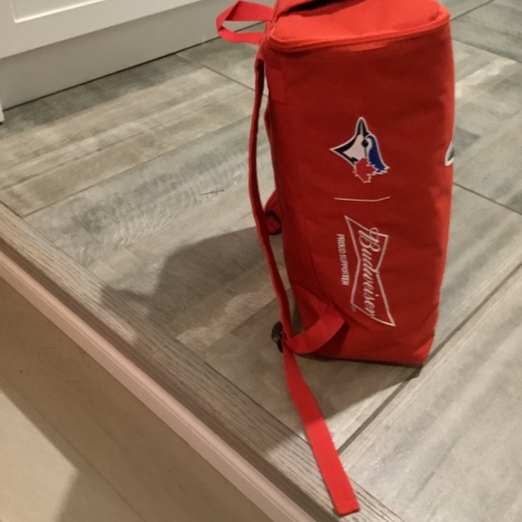 Budweiser TO Blue Jays Cooler Backpack - Picture 4 of 5